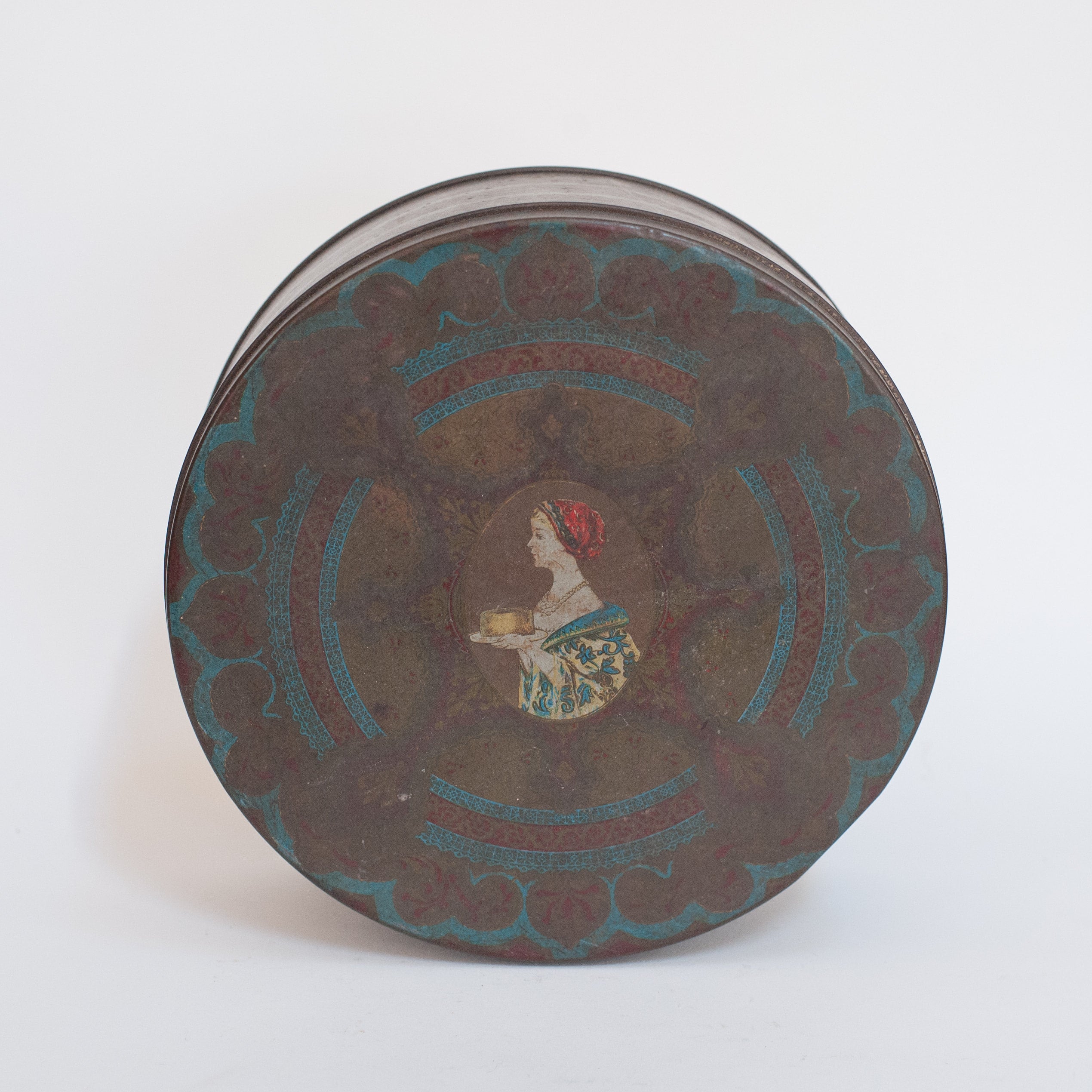 Vintage fruit cake tins deals
